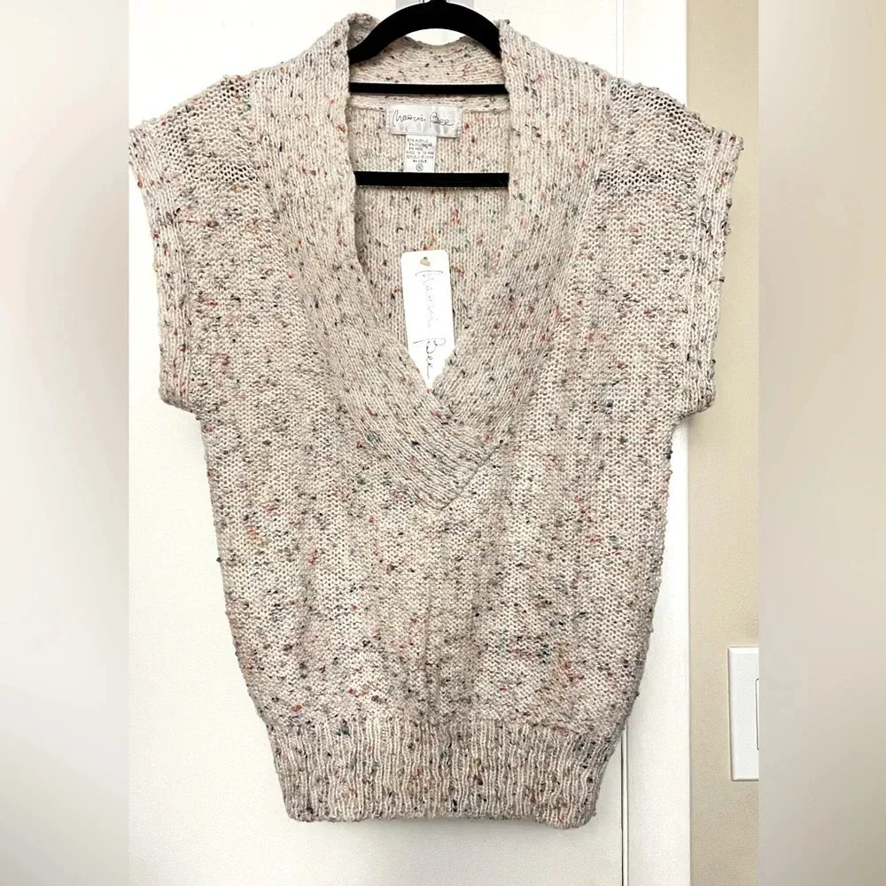 Vintage Naomi Bee 80s Knit Sleeveless Sweater Size Small